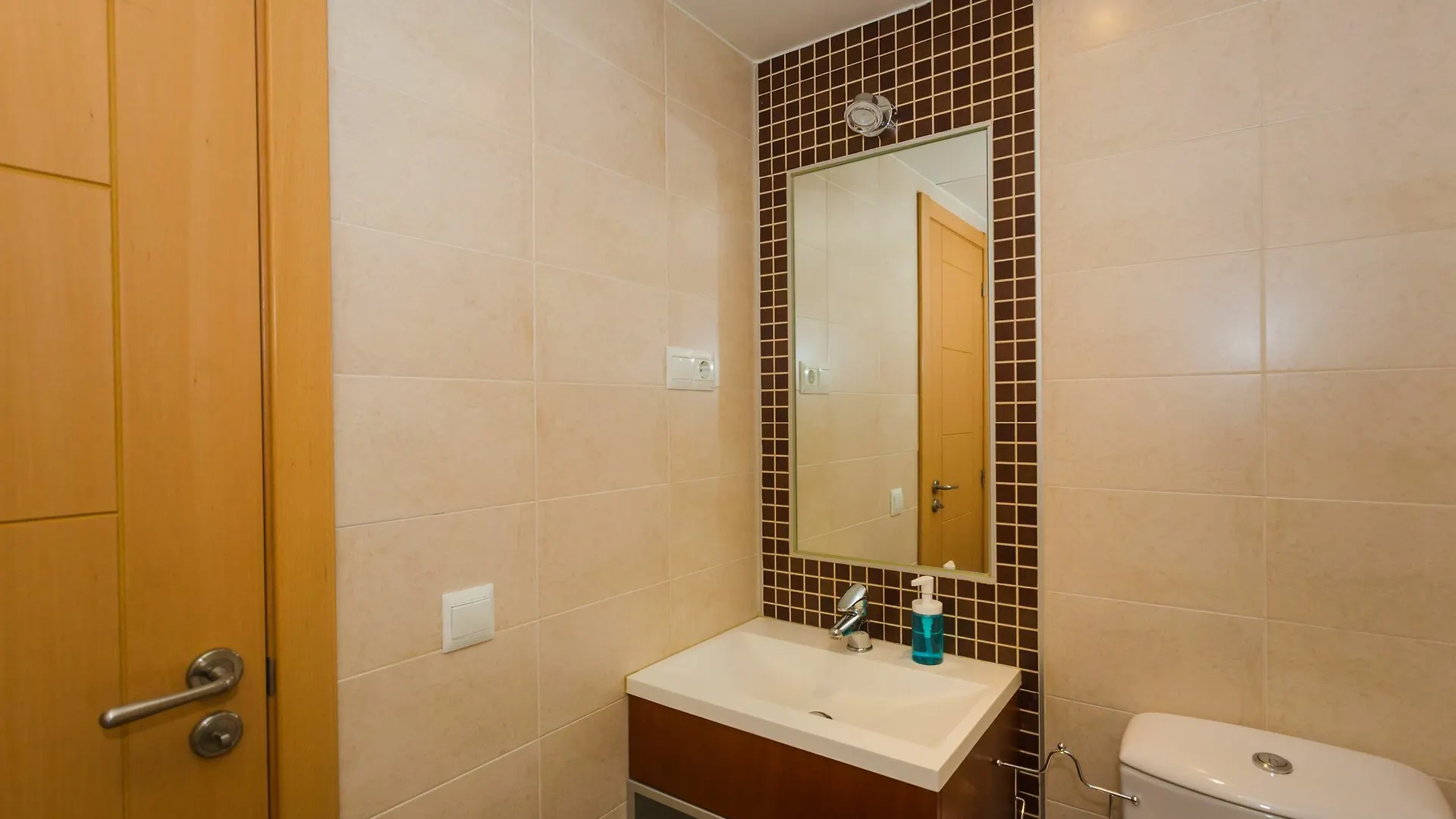 Sunhome Carlos Haya Flat Malaga 0*,  Spain